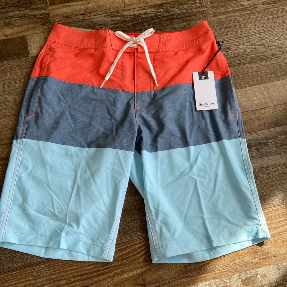 NWT Goodfellow & Co. 10” board shorts coral red trooper size 28 waist